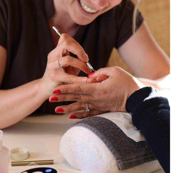 Pose de gel couleur - mains ou pieds